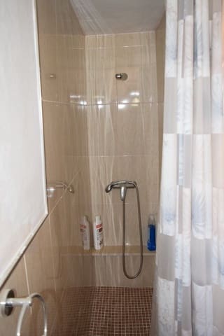 3 bedroom Cave House for sale in El Margen, Cúllar - € 85,000 (Ref: 8425396)