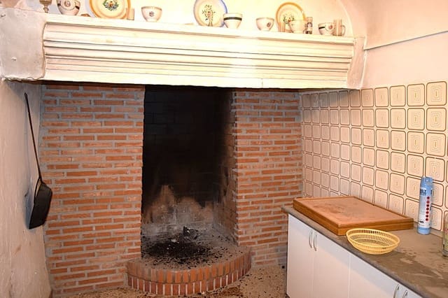 3 bedroom Cave House for sale in El Margen, Cúllar - € 85,000 (Ref: 8425396)