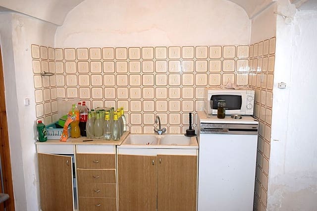 3 bedroom Cave House for sale in El Margen, Cúllar - € 85,000 (Ref: 8425396)