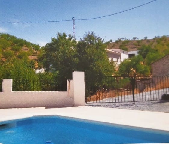 3 soveværelse Semi-Rækkehus til salg i El Hijate med swimmingpool - € 99.000 (Ref: 8430788)