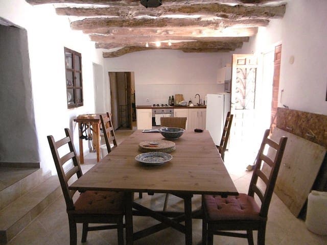 3 soveværelse Semi-Rækkehus til salg i El Hijate med swimmingpool - € 99.000 (Ref: 8430788)