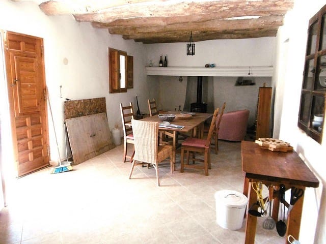 3 sypialnia Dom blizniak na sprzedaż w El Hijate, Alcóntar z basenem - 99 000 € (Ref: 8430788)