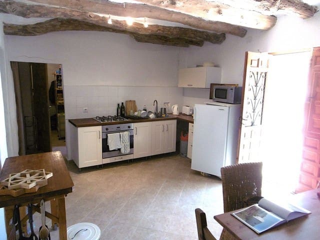 3 soveværelse Semi-Rækkehus til salg i El Hijate med swimmingpool - € 99.000 (Ref: 8430788)