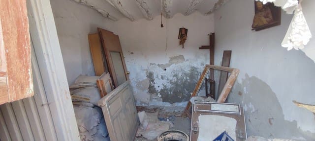 Finca/Landehus til salg i Olula del Rio med swimmingpool - € 42.000 (Ref: 8469366)