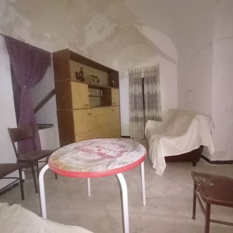 3 soveværelse Hulehus til salg i Hinojares - € 30.995 (Ref: 8492934)