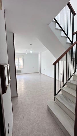 3 soveværelse Byhus til salg i Caniles - € 89.950 (Ref: 8523217)