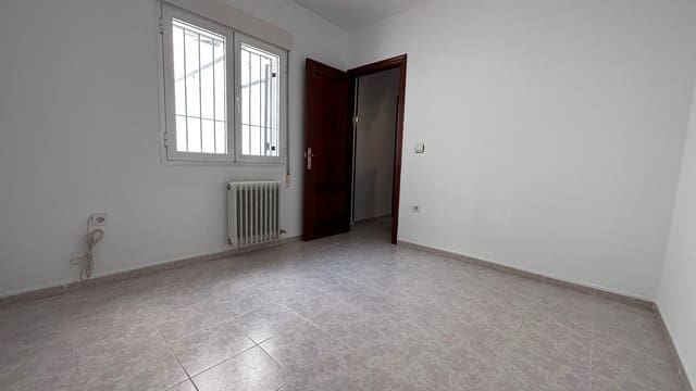 3 soverom Hus til salgs i Caniles - € 89 950 (Ref: 8523217)