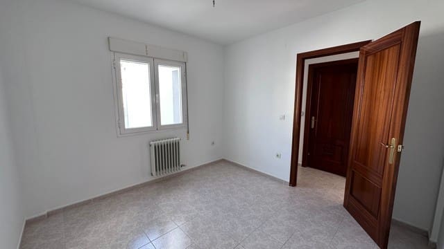 3 soveværelse Byhus til salg i Caniles - € 89.950 (Ref: 8523217)