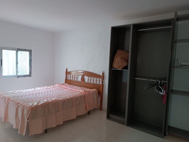 2 sovrum Finca/Hus på landet till salu i Baza - 110 000 € (Ref: 8536854)