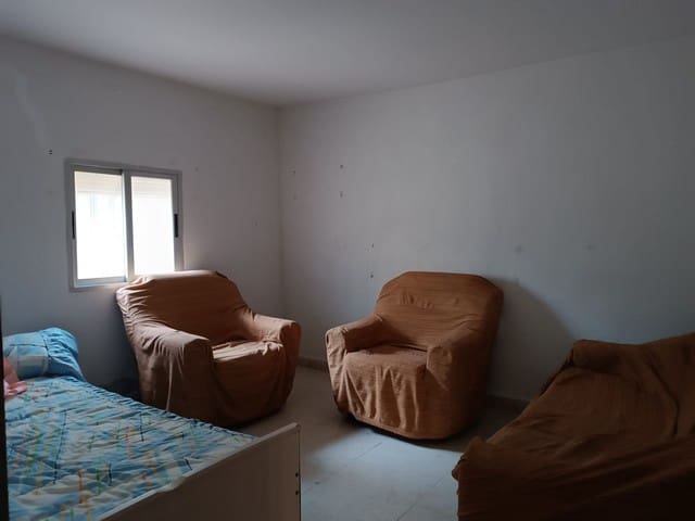 2 sovrum Finca/Hus på landet till salu i Baza - 110 000 € (Ref: 8536854)