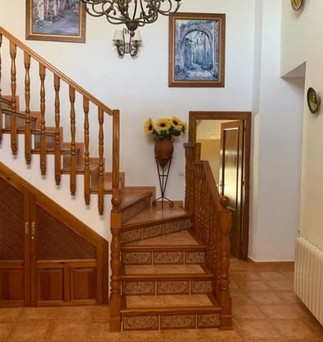 11 soveværelse Byhus til salg i Cúllar med swimmingpool - € 310.000 (Ref: 8539695)