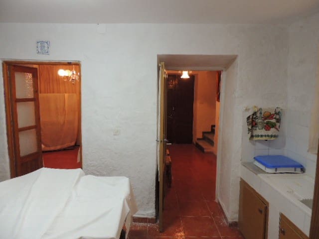 4 soverom Hus til salgs i Galera - € 45 000 (Ref: 8578964)