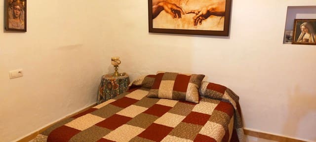 5 soverom Grottehus til salgs i Benamaurel - € 119 750 (Ref: 8598060)