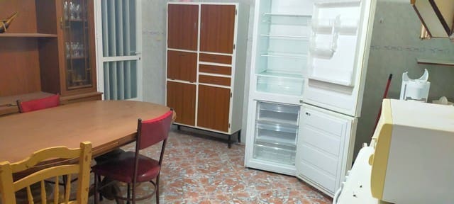 5 soverom Hus til salgs i Benamaurel - € 95 000 (Ref: 8598617)