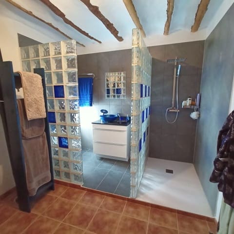 4 soveværelse Byhus til salg i Hinojares - € 99.950 (Ref: 8598802)