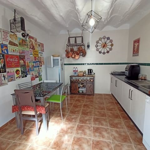 4 soveværelse Byhus til salg i Hinojares - € 99.950 (Ref: 8598802)