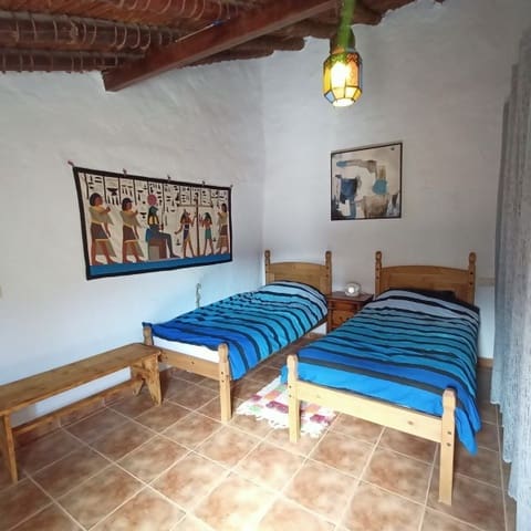 4 soveværelse Byhus til salg i Hinojares - € 99.950 (Ref: 8598802)