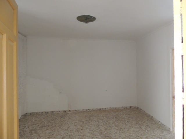 4 slaapkamer Huis te koop in Galera - € 158.000 (Ref: 8619400)