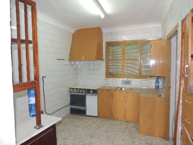 4 slaapkamer Huis te koop in Galera - € 158.000 (Ref: 8619400)