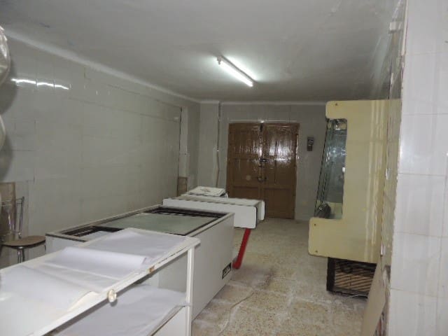 4 slaapkamer Huis te koop in Galera - € 158.000 (Ref: 8619400)