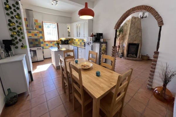 5 chambre Maison Troglodyte à vendre à Los Carriones, Castilléjar - 159 995 € (Ref: 8646981)