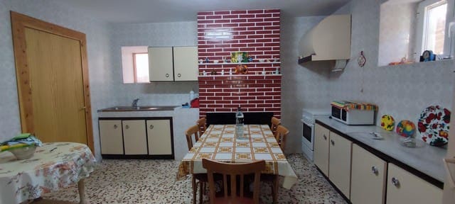 Hus till salu i Oria - 74 500 € (Ref: 8648606)