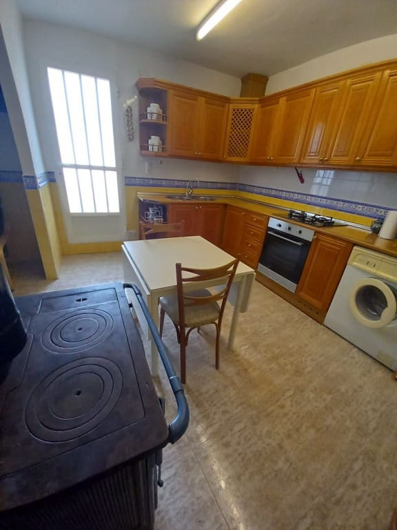 4 slaapkamer Huis te koop in Campo Camara - € 85.000 (Ref: 8653692)