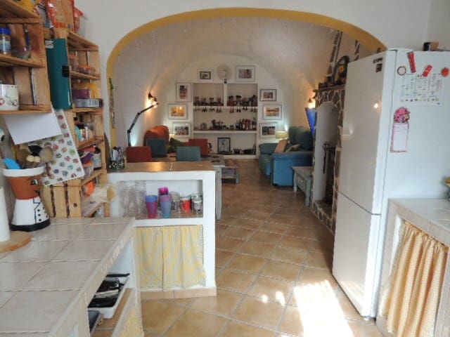 3 soveværelse Hulehus til salg i Cortes de Baza - € 83.950 (Ref: 8700831)