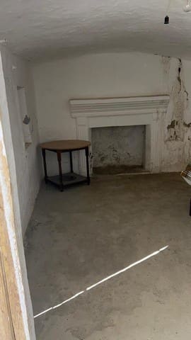 3 soverom Grottehus til salgs i Baza - € 39 000 (Ref: 8700834)