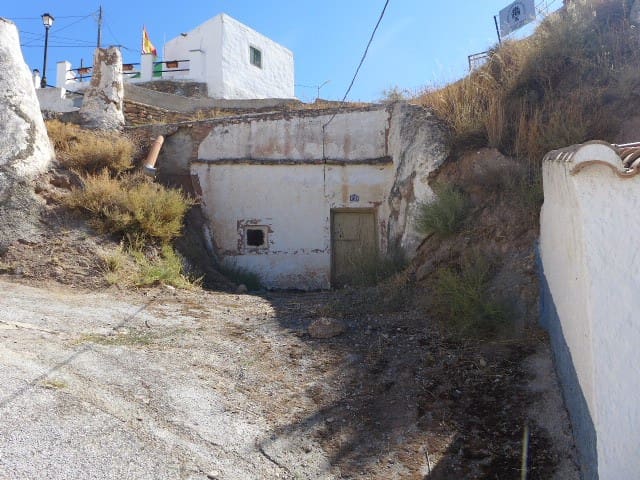 3 soveværelse Hulehus til salg i Freila - € 15.000 (Ref: 8701485)