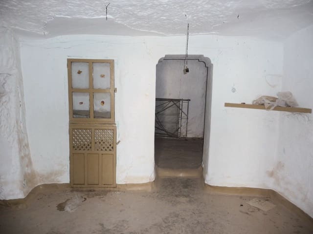 3 soveværelse Hulehus til salg i Freila - € 15.000 (Ref: 8701485)