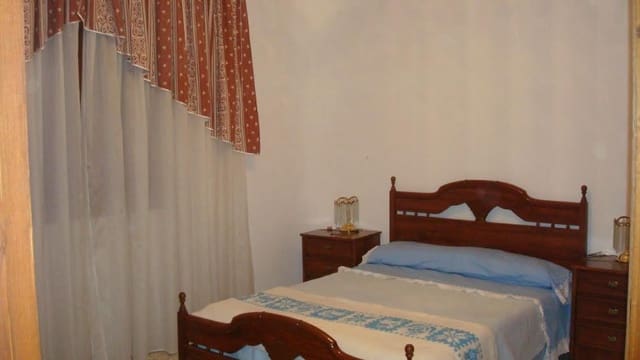 3 soveværelse Byhus til salg i Tíjola - € 48.000 (Ref: 8701487)