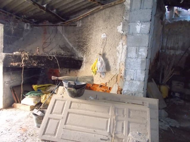 Maison de Ville à vendre à Zújar - 19 950 € (Ref: 8701526)