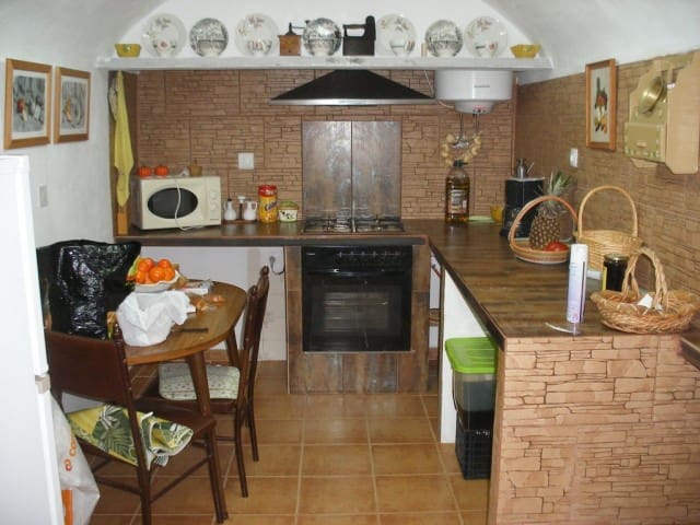 3 soveværelse Hulehus til salg i Cortes de Baza - € 54.000 (Ref: 8701647)