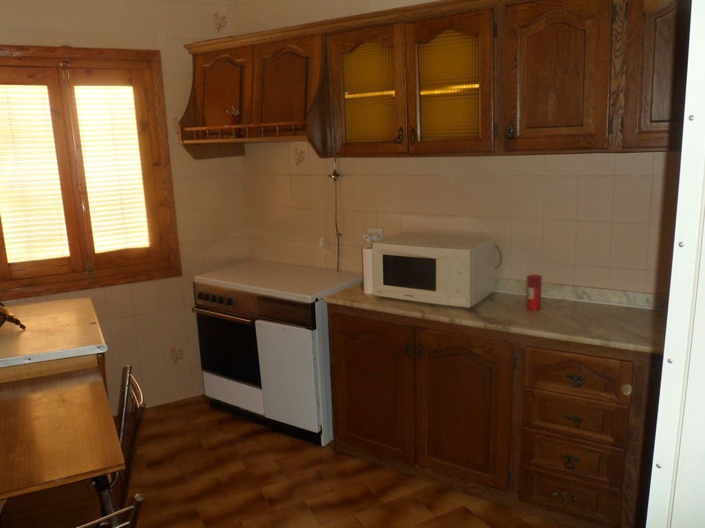 10 bedroom Cave House for sale in Freila - € 85,000 (Ref: 8793025)