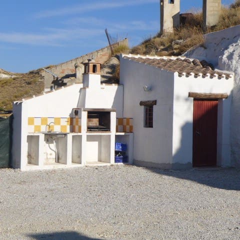 5 slaapkamer Grotwoning te koop in Galera - € 69.000 (Ref: 8796944)