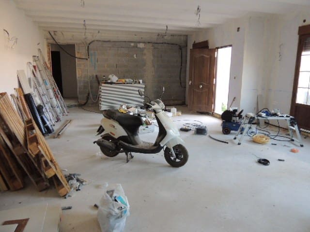 3 soveværelse Hulehus til salg i Huéscar - € 55.000 (Ref: 8815096)