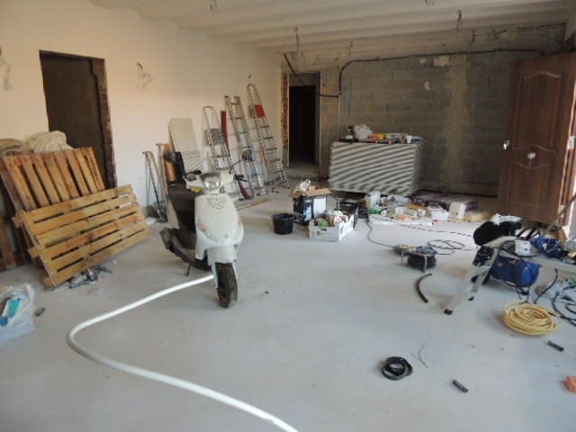 3 soveværelse Hulehus til salg i Huéscar - € 55.000 (Ref: 8815096)