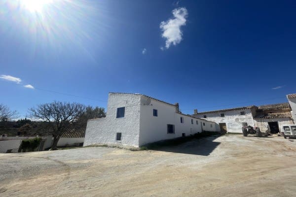 4 slaapkamer Finca/Landhuis te koop in Caniles - € 99.995 (Ref: 8815098)