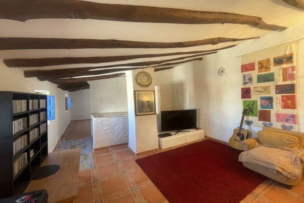 4 slaapkamer Finca/Landhuis te koop in Caniles - € 99.995 (Ref: 8815098)