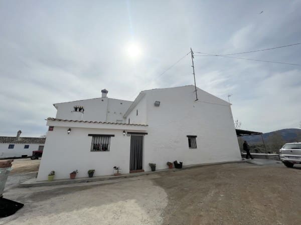 3 soverom Finca/Herregård til salgs i Caniles - € 99 950 (Ref: 8847073)