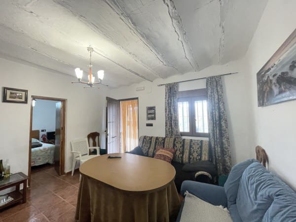 3 soverom Finca/Herregård til salgs i Caniles - € 99 950 (Ref: 8847073)