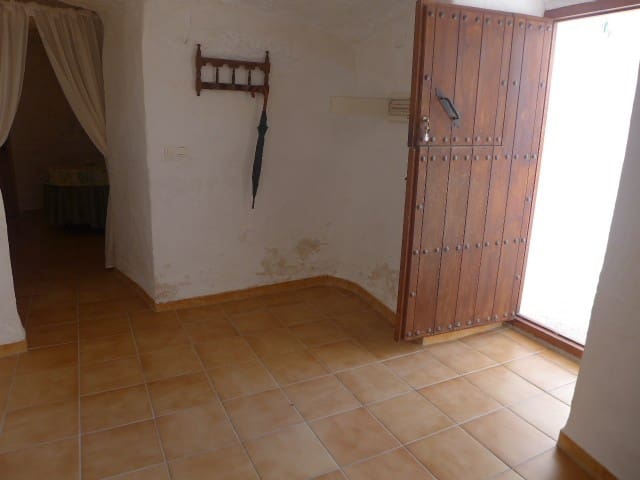 5 bedroom Cave House for sale in Galera - € 85,000 (Ref: 8861364)