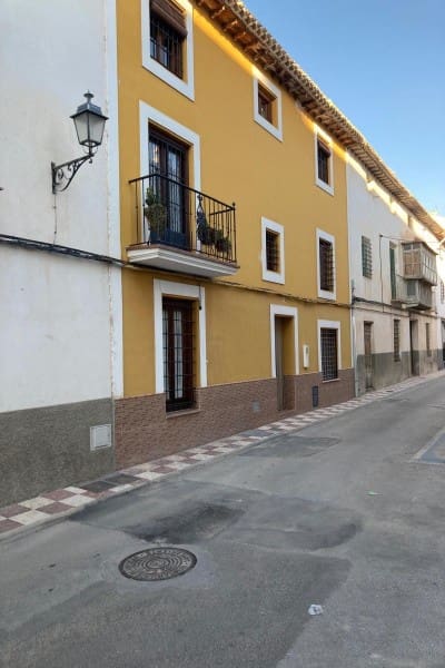 8 slaapkamer Huis te koop in Huescar - € 189.000 (Ref: 8869965)