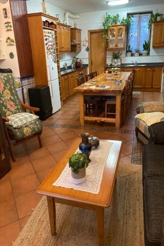 8 sypialnia Dom na sprzedaż w Huéscar - 189 000 € (Ref: 8869965)