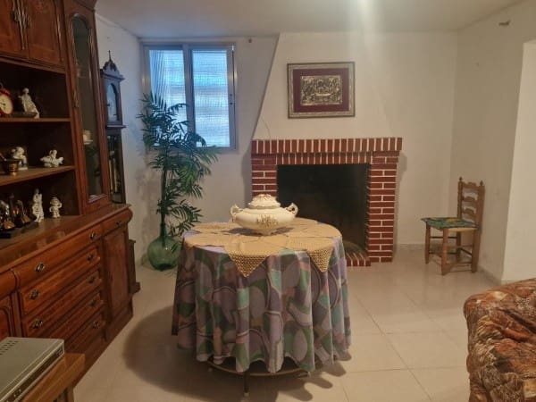 3 bedroom Cave House for sale in Galera - € 45,000 (Ref: 8879201)