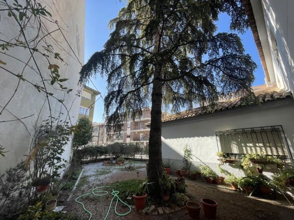 4 soveværelse Byhus til salg i Baza - € 370.800 (Ref: 8884872)