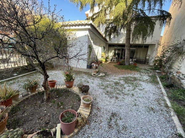 4 soveværelse Byhus til salg i Baza - € 370.800 (Ref: 8884872)