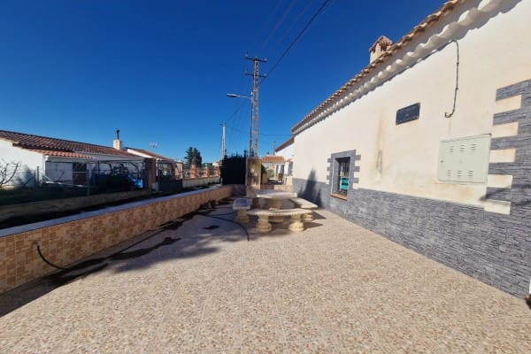 6 soveværelse Hulehus til salg i El Margen, Cúllar - € 75.000 (Ref: 8906281)