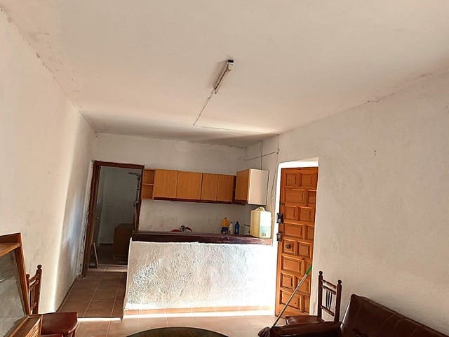 2 soveværelse Finca/Landehus til salg i Caniles - € 36.000 (Ref: 8918295)